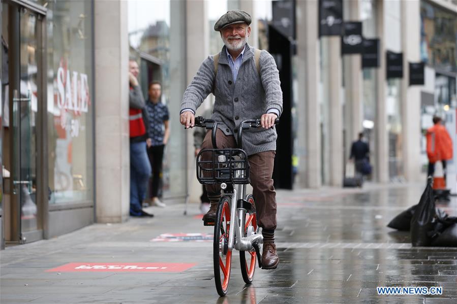 China's Mobike launches service in Greater Manchester, Britain