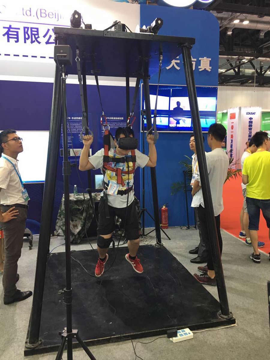 China’s military-civilian integration expo opens in Beijing