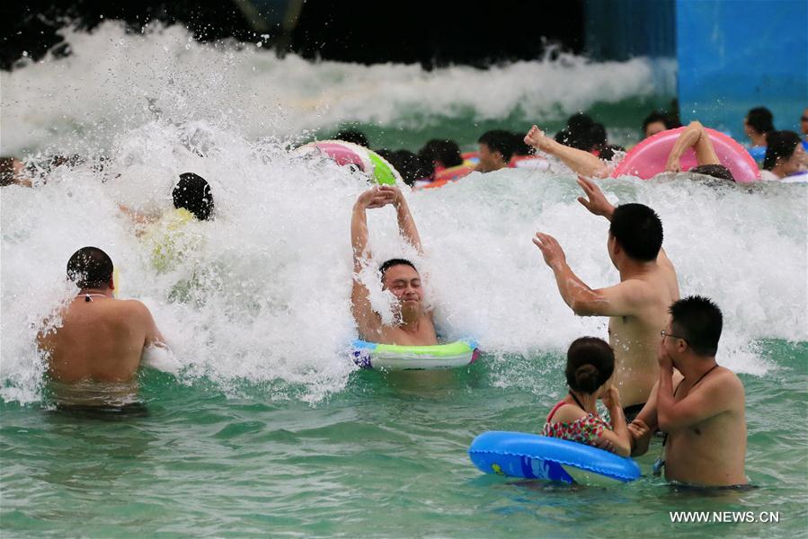In pics: Summer days across China