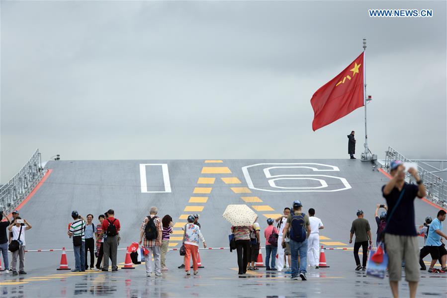 Chinese aircraft carrier formation opens for public to visit