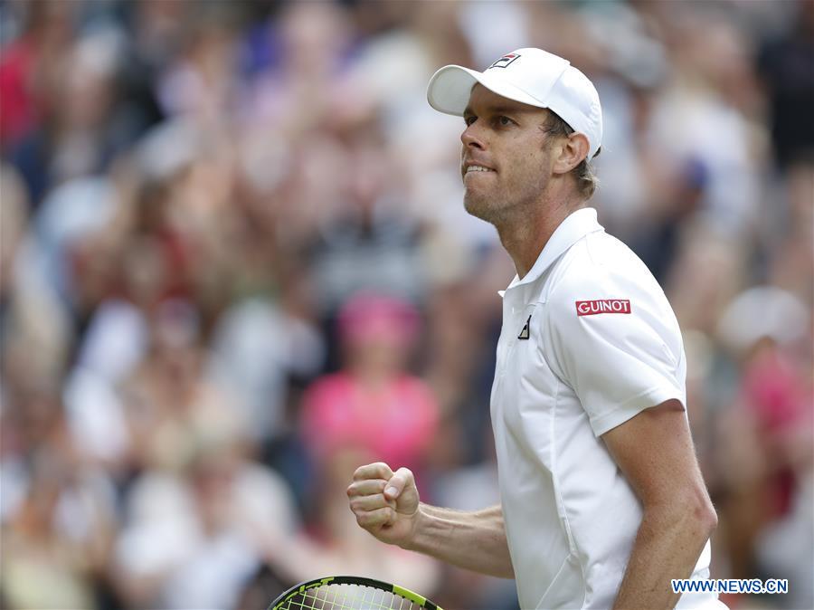 Wimbledon Championships men's singles quarter-finals: Querrey beats Murray 3-2