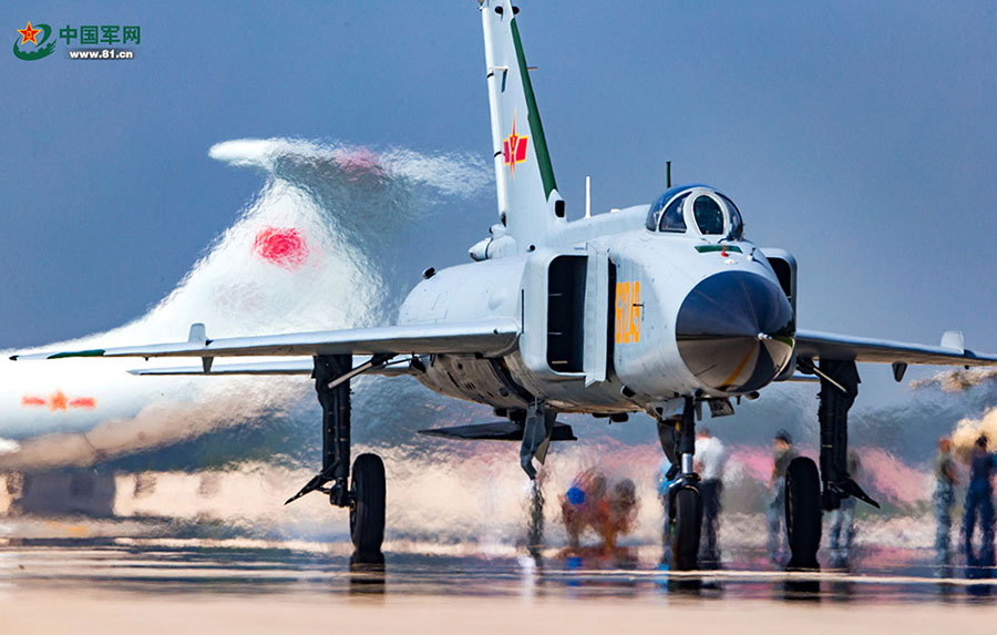 Highly-anticipated Aviadart competition adds excitement to 2017 IAG