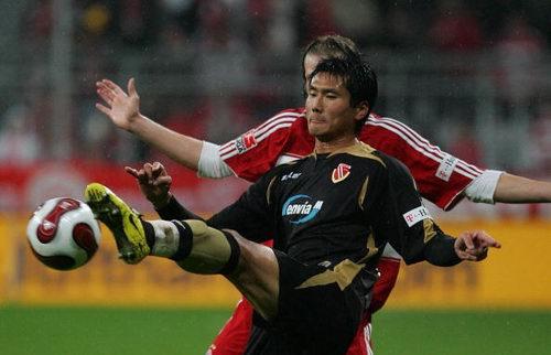 Chinese soccer player named Bundesliga Legend