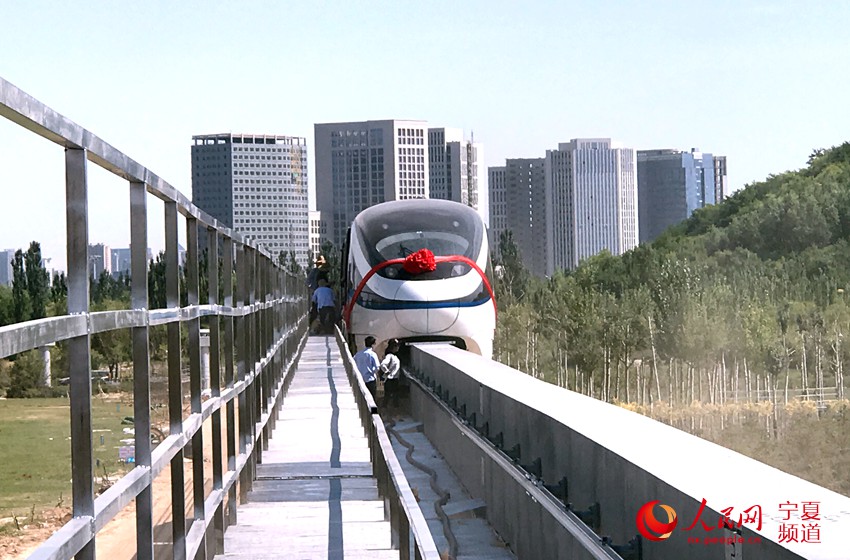 Light rail to pass over flower expo in NW China