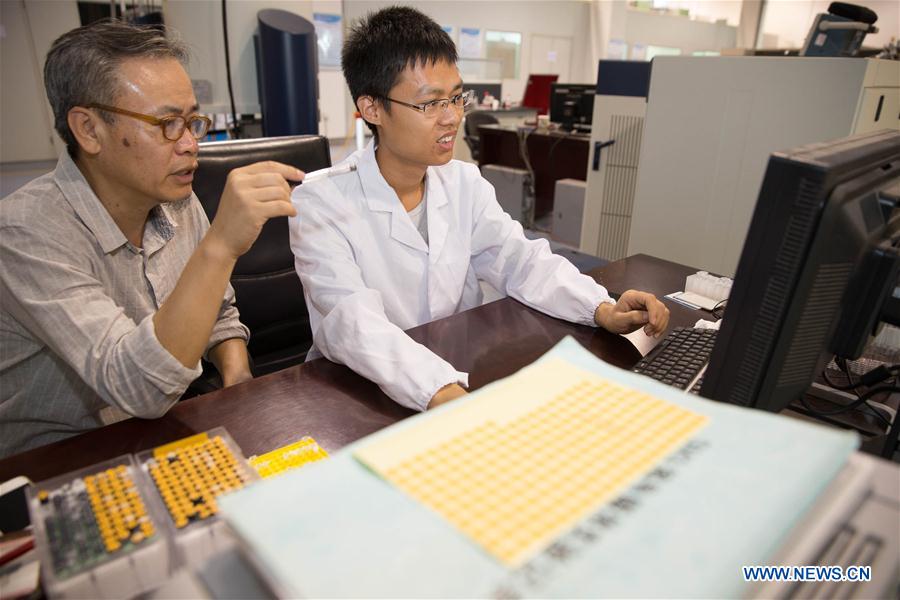 Chinese scholars returned from U.S. start research on 