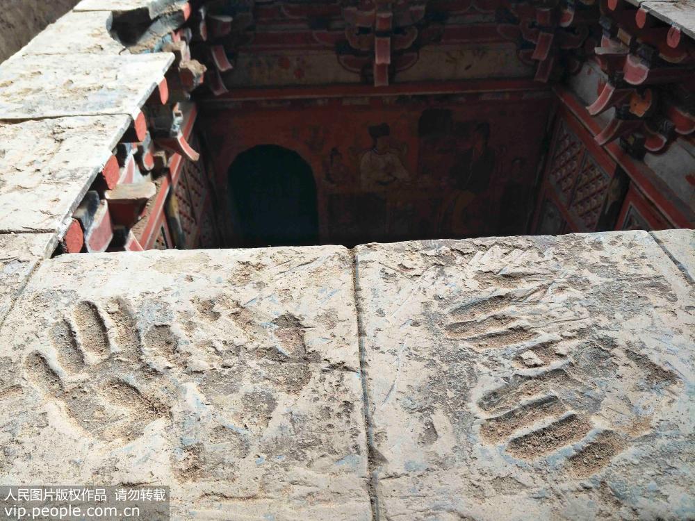 Tomb with beautiful brick carvings excavated in Shanxi
