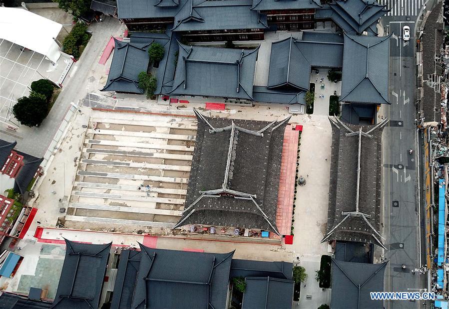 Shanghai temple on historic move