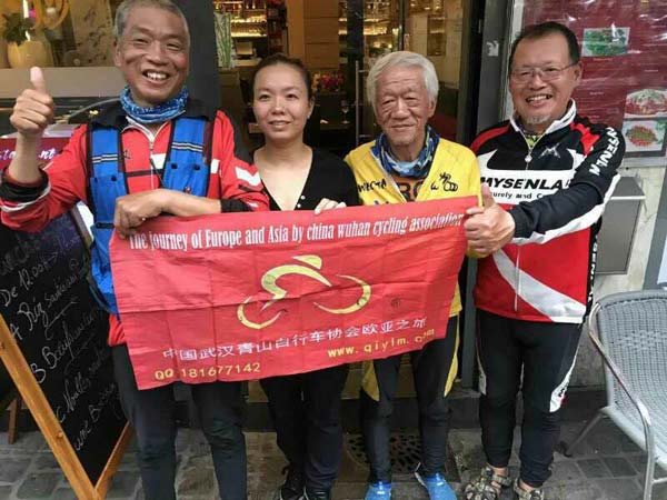 Wuhan cyclist, 68, rides across Europe in 100 days