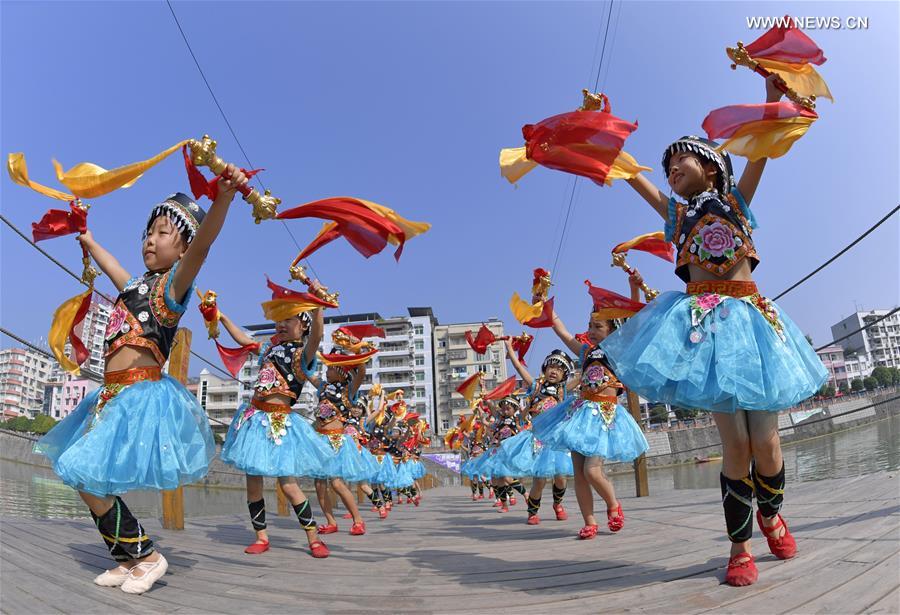 Intangible cultural heritages: Children practice bell dance in China's Hubei