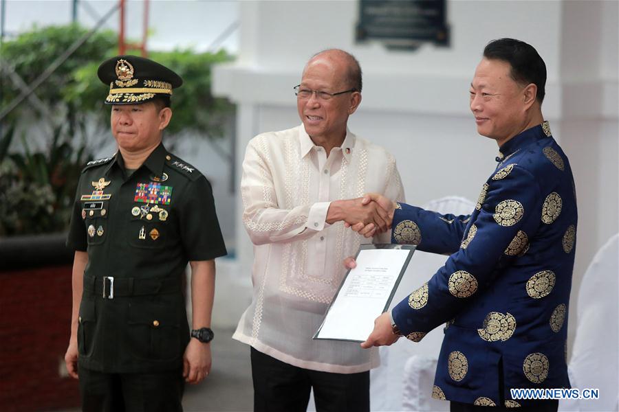 China donates second batch of military equipment to Philippines to fight terrorists