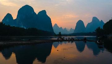 Scenery of Lijiang River in Guilin