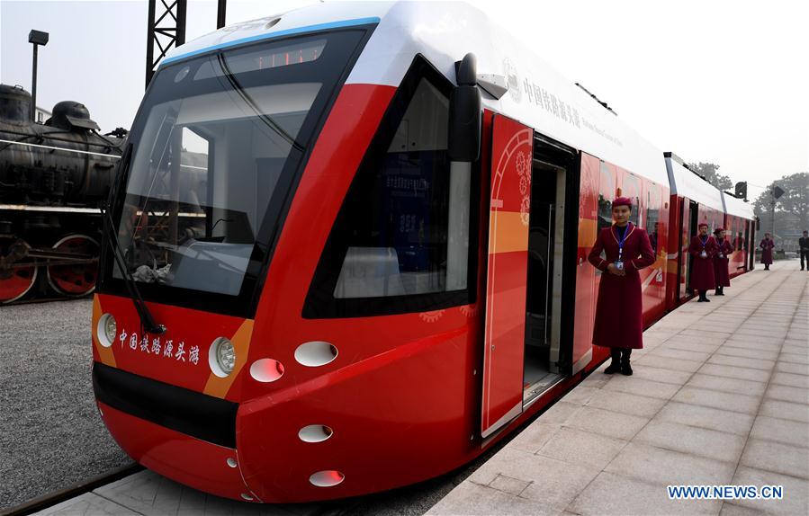 China-made tram powered by hydrogen fuel cells put into operation