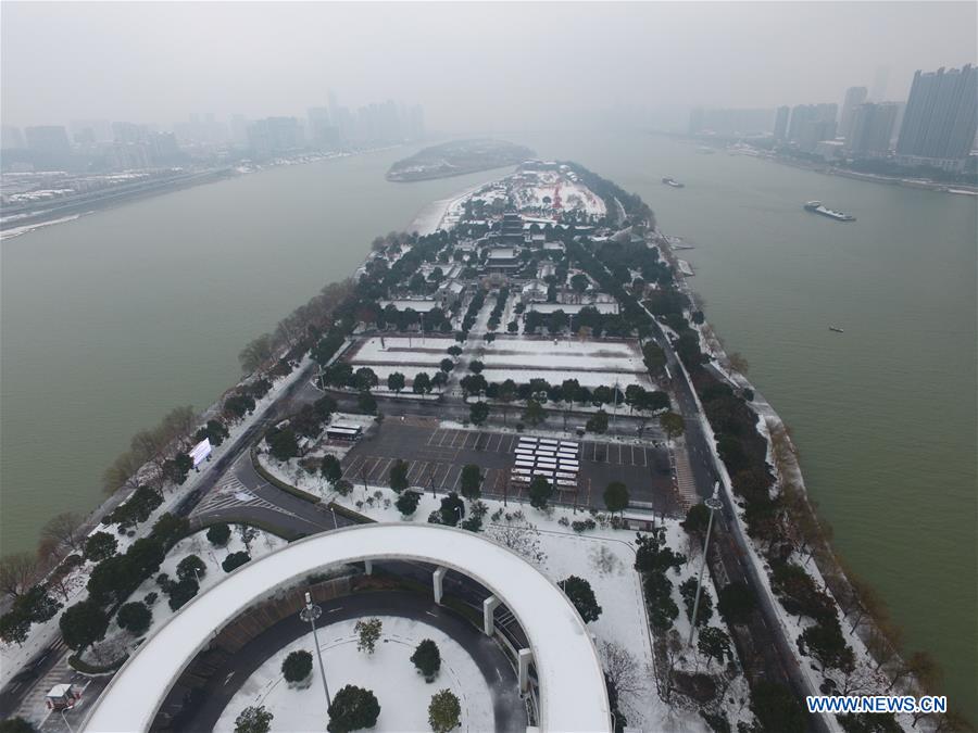 In pics: snowfall in C China's Changsha
