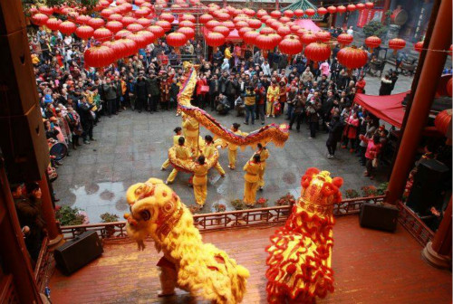 Temple fair brings festive spirit to Changsha