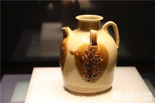 Changsha Tonguan Kiln Museum Exhibits Batu Hitam Shipwreck Treasures