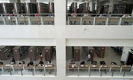 Library packed with readers during summer vacation
