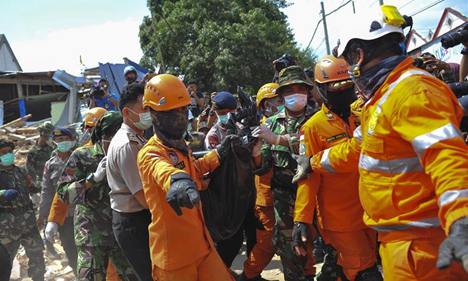 Death toll of Indonesia's deadly earthquake climbs to 347