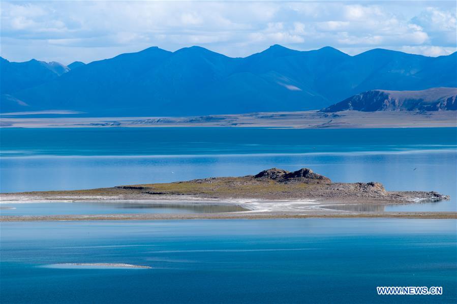 Scenery of Zhari Namco Lake in Ali, China's Tibet