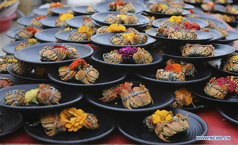 Crab feast held in Huai'an, east China's Jiangsu
