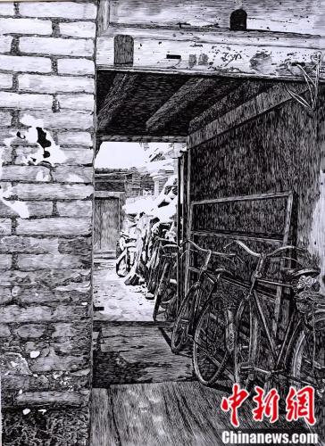 Pen artist illustrates 600-year-old residential area before demolition