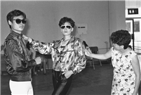 Moments forever: Chinese people's changes in fashions over past 4 decades