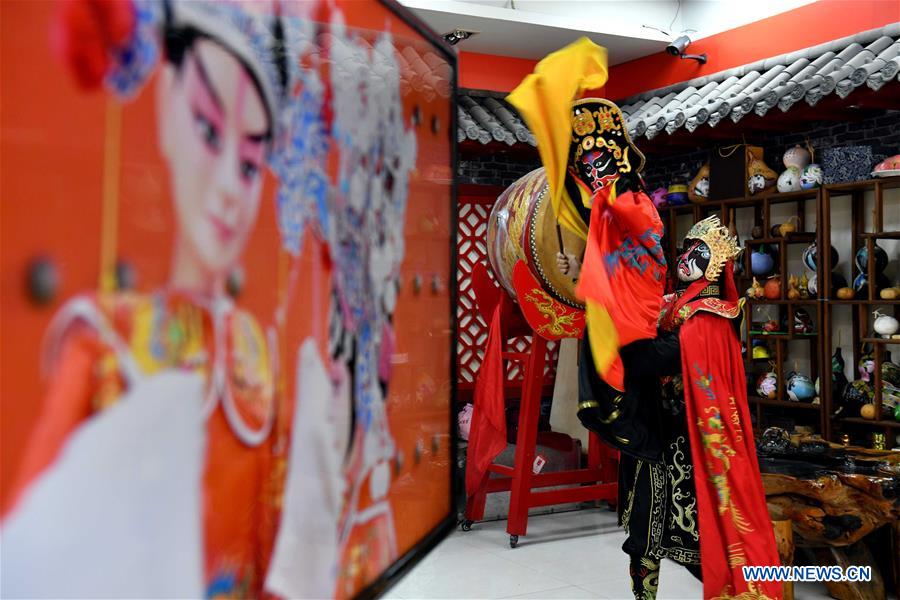 New generation to promote Laixi puppet show in E China's Shandong