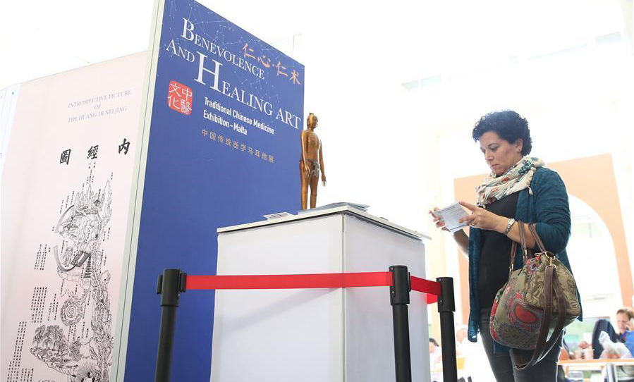 Feature: Traditional Chinese medicine exhibition turns out to be success in Malta