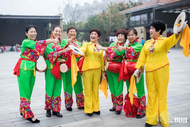 Hangzhou seniors enjoy colorful social life thanks to community clubs