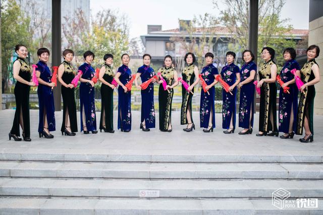 Hangzhou seniors enjoy colorful social life thanks to community clubs