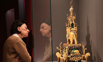 Exhibition "From the Forbidden City: The imperial apartments of Qianlong" held in Athens