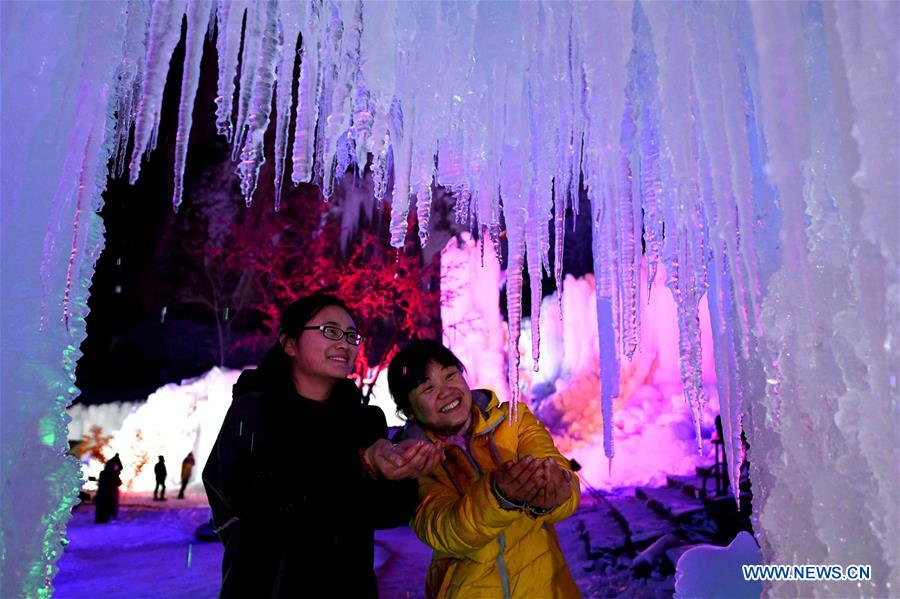 Scenery of frozen waterfall in Mimishui scenic spot in China's Hebei
