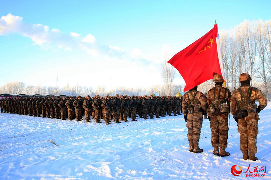 PLA border troops train in freezing temperatures