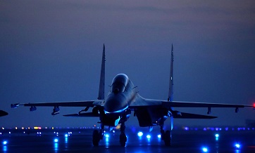 Fighter jets' night flight