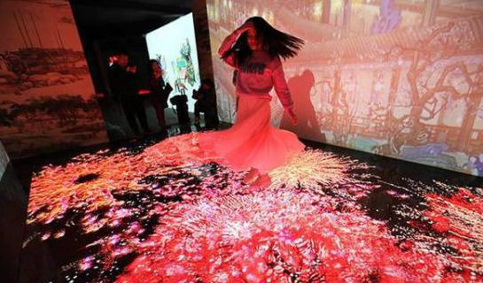 Palace Museum uses technology to bring people closer to traditional festivities