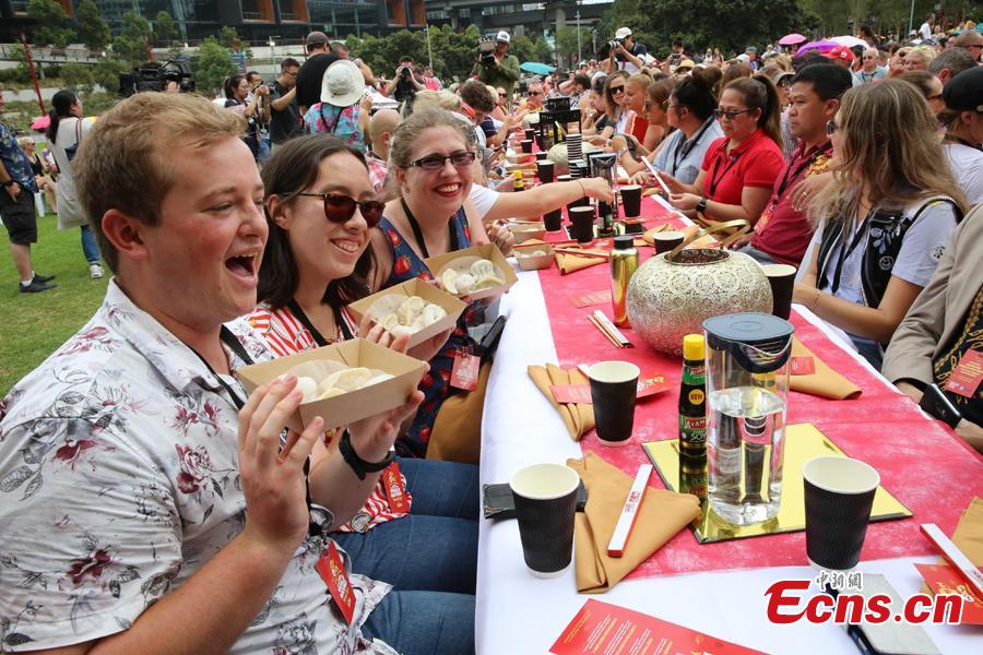 New Guinness World Record: 764 people eat dumplings together