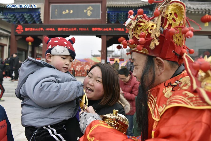 Birthday of God of Wealth marked across China