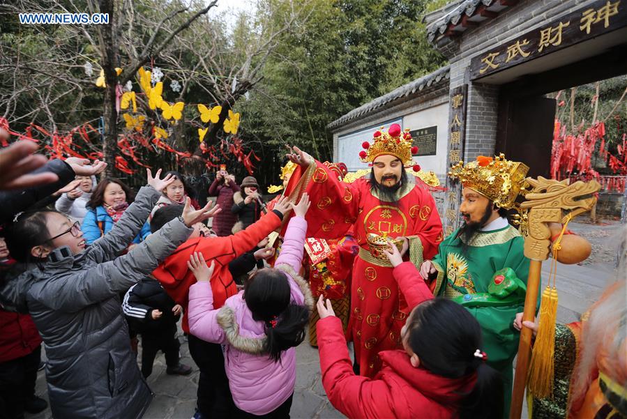 Birthday of God of Wealth marked across China