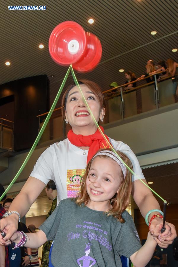 Flash mob show celebrates Chinese Lunar New Year in New Zealand