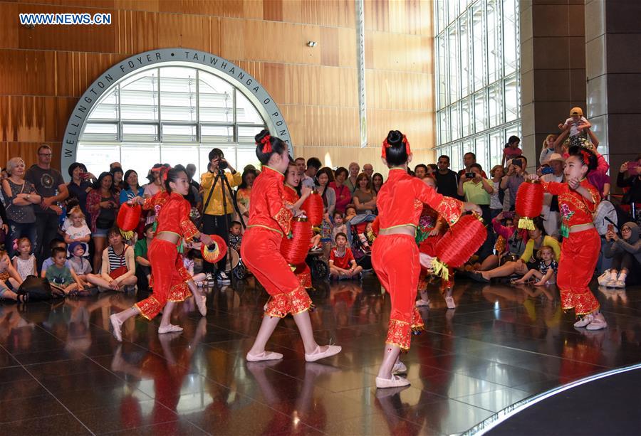 Flash mob show celebrates Chinese Lunar New Year in New Zealand