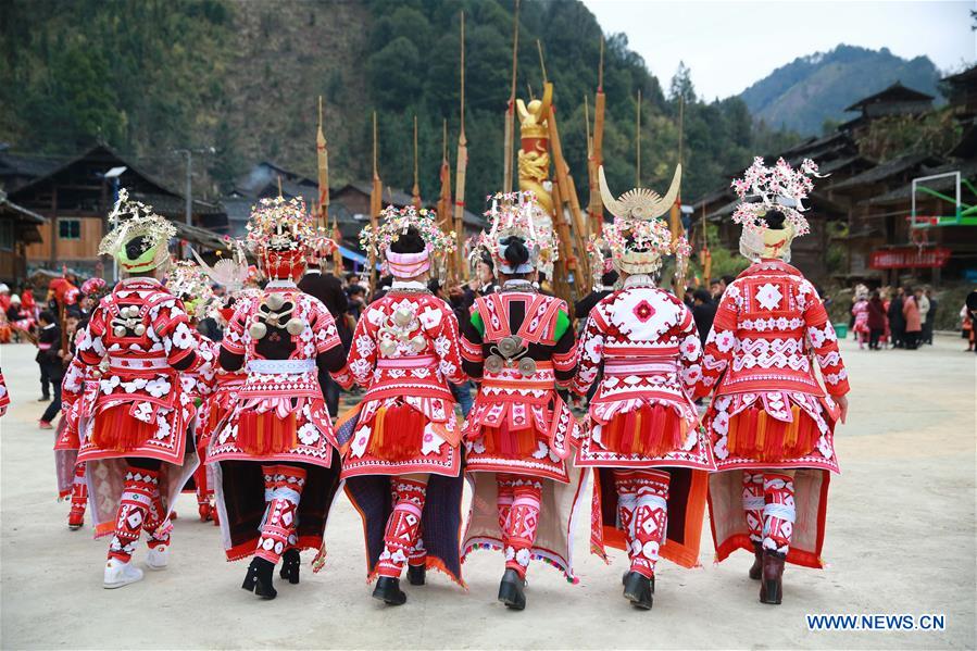 Miao people celebrate Spring Festival with lusheng performance in Guizhou