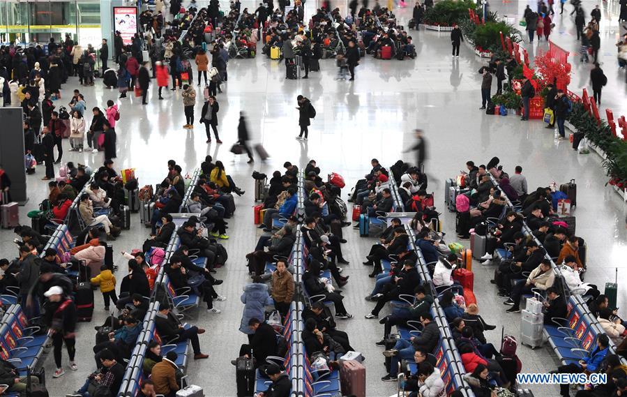 Railway trips across China increase after Spring Festival holiday