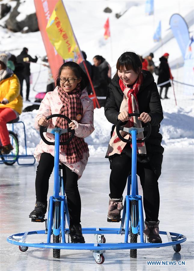 Tianchi scenic area attracts visitors in northwest China's Xinjiang