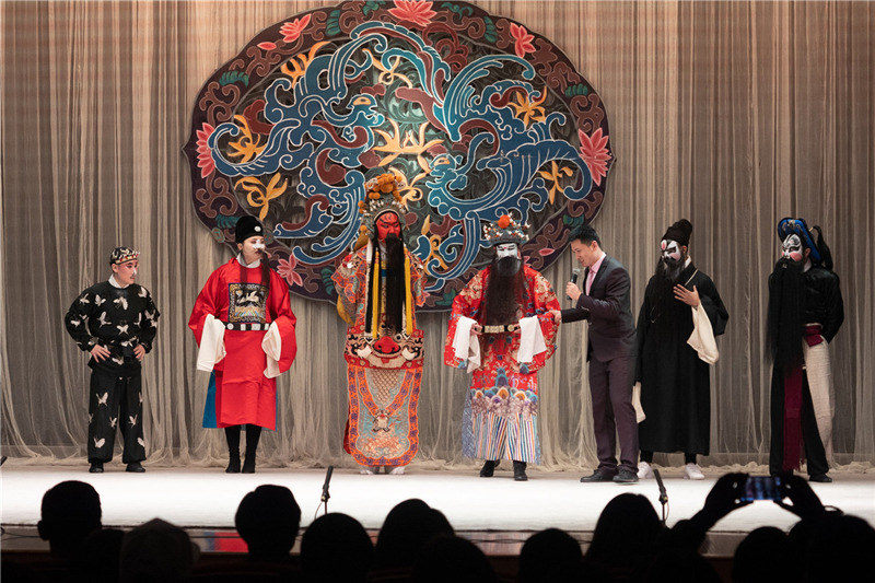 Traditional opera inspires overseas students