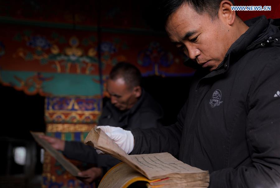 China to invest 45 mln USD to protect Potala Palace's ancient documents