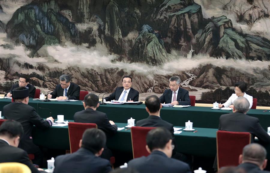 Xi stresses perseverance in fight against poverty