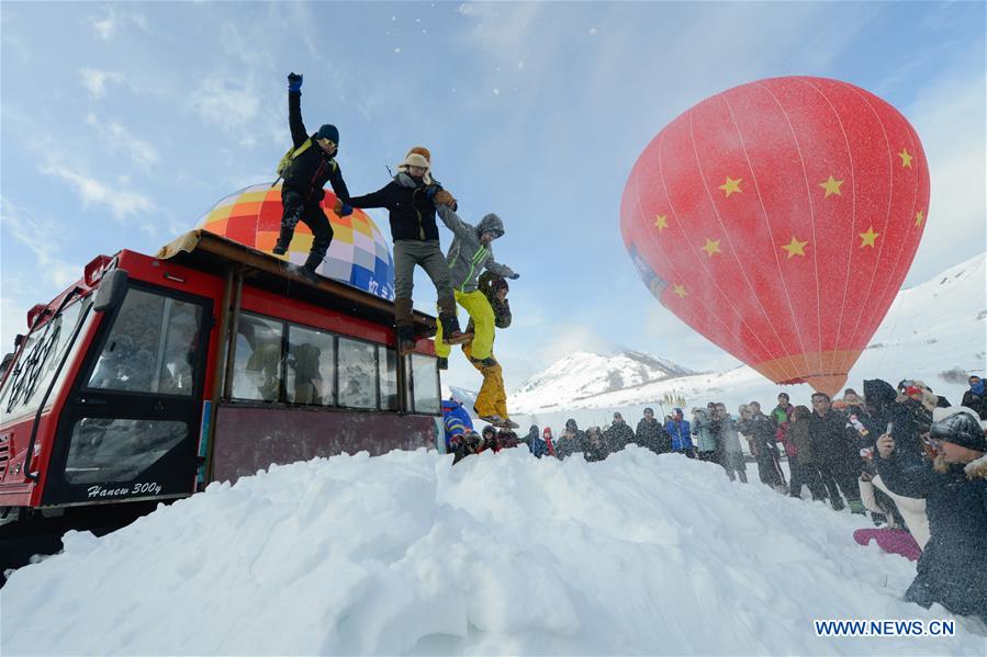 Xinjiang organizes various events to boost winter tourism industry
