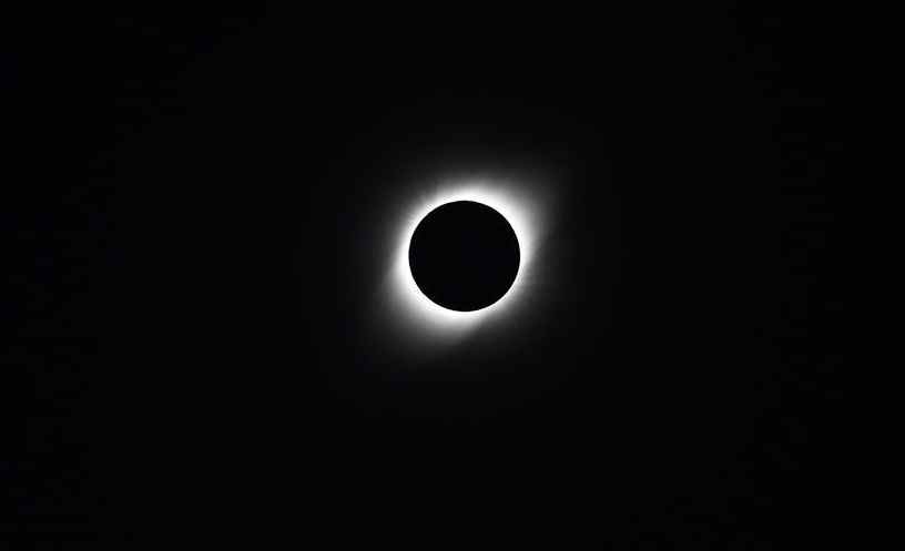 Solar eclipse throws parts of northern Chile into total darkness