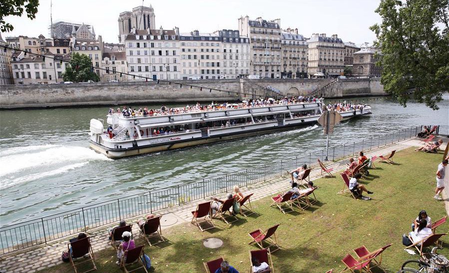 Annual Paris Plage event held at banks of River Seine