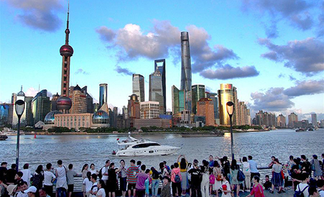 People visit Bund in east China's Shanghai