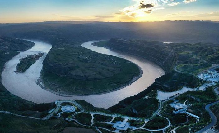 Scenery of Qiankunwan river bend along Yellow River